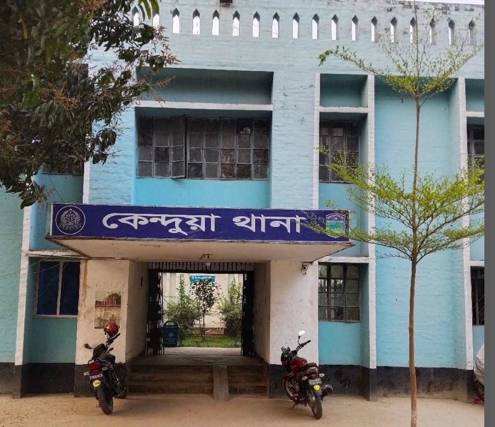কেন্দুয়ায় প্রতিপক্ষের হামলায় প্রবাসী নিহত, স্কুল শিক্ষার্থীর আত্মহত্যা