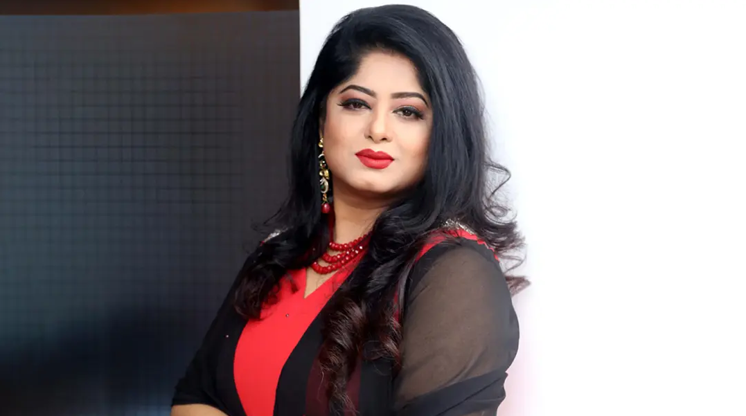 যুক্তরাষ্ট্রের ‘গ্রিন কার্ড’ পেলেন মৌসুমী