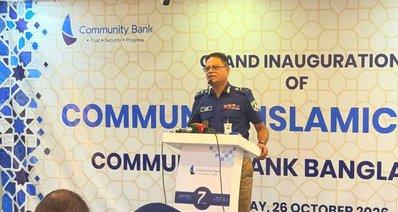 অনুমতি পেলে ক্রসফায়ারেও পিছপা হবে না পুলিশ: আইজিপি